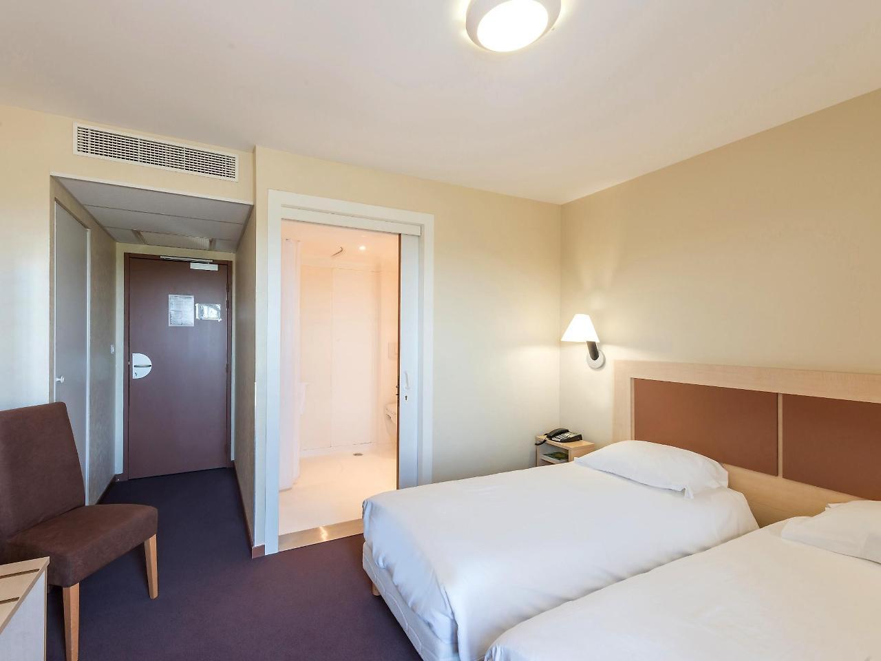 Cit'Hotel Talencia Туар Экстерьер фото